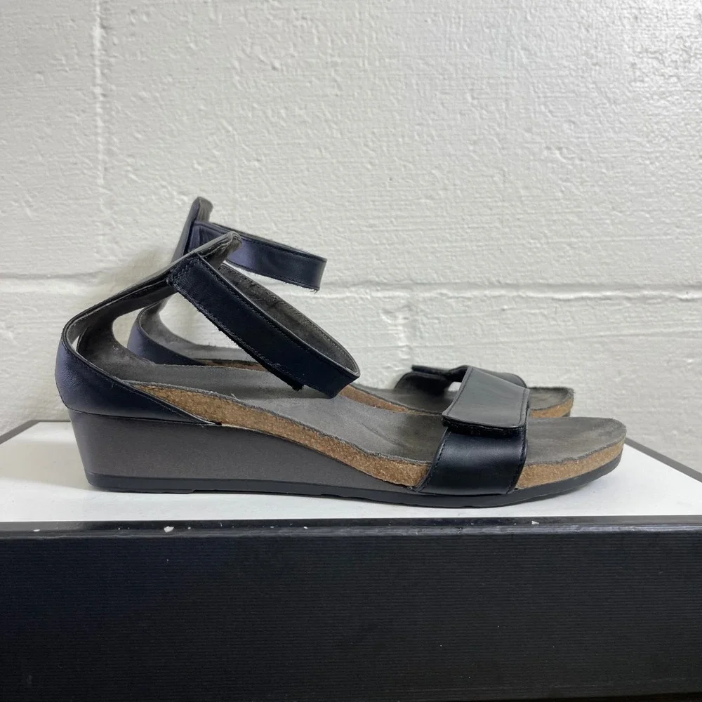 Naot Mermaid Wedge Sandals Black Leather Cork Ankle Strap Womens 40 EU/9-9.5 US